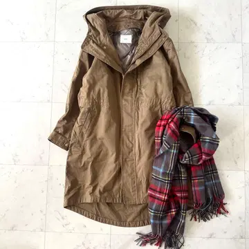 컨디션 최상 이에나 세탁 가능 C/P 후디드 코트 라이너 포함 모즈 코트