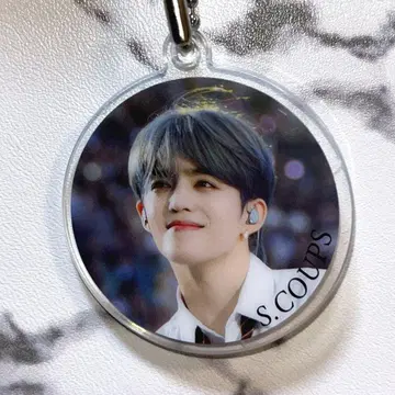 에스쿱스 승철 가챠 키링 에비뉴 follow