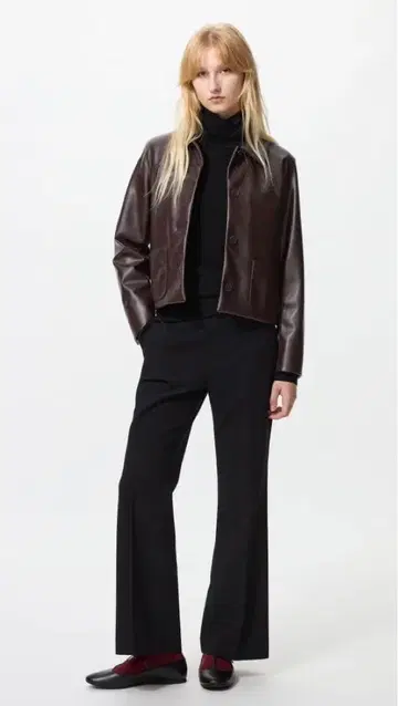 택 포함 새상품 유니클로 다크 브라운 가죽 자켓