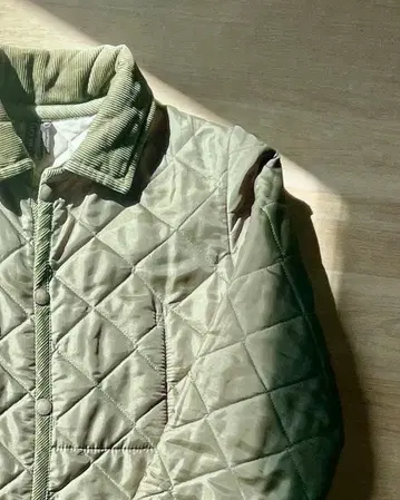 올리브색 퀼팅 자켓 L 사이즈