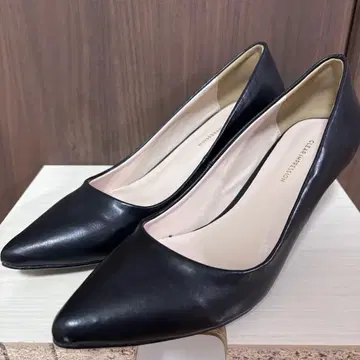 펌프스 거의 미사용