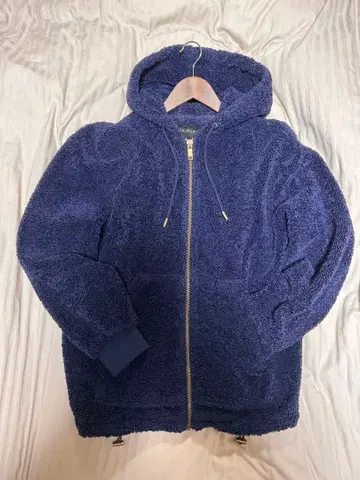 ZARA 네이비 보아 후드 부착 자켓