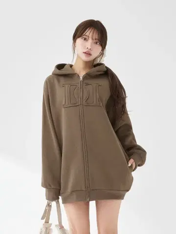 다리치 Darich 아플리케 DD 로고 후드티 모카