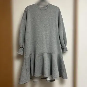 BIRTHDAY BASH 로맨틱 맨투맨 원피스 그레이 속기모