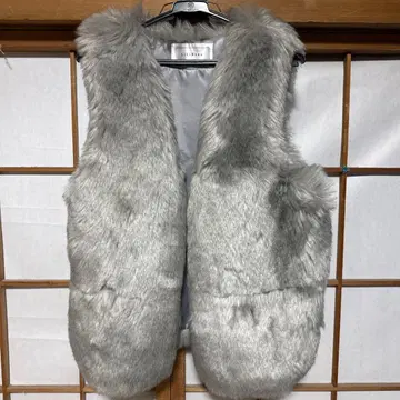 LiLiRena 그레이 퍼 베스트