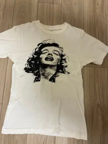 초레어 80'S 마릴린 몬로 프린트 T셔츠 화이트 sizeS