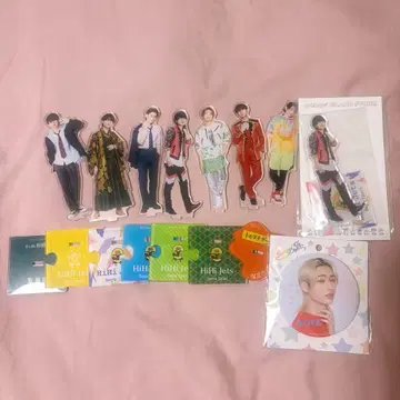 이가리 소야 아크릴 스탠드 8세트 + 캔 배지