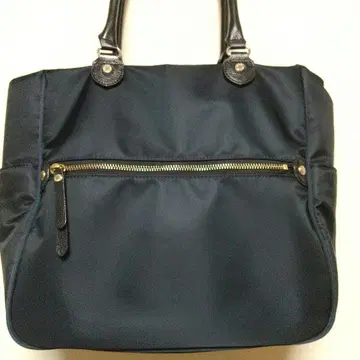 russet 네이비 나일론 토트백