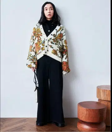 미사용/새상품 2WAY 샤기 니트 가디건 HARE 하레