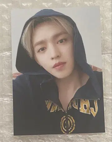 SEVENTEEN 에스쿱스 attacca 유니버셜 브로마이드