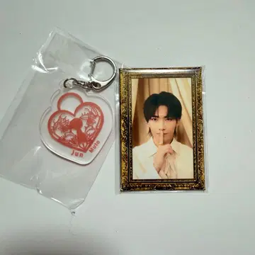 GNJB secret 캔뱃지 가챠가챠