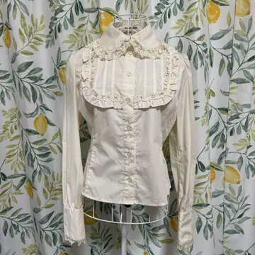 Innocent World 이노센트 월드 블라우스