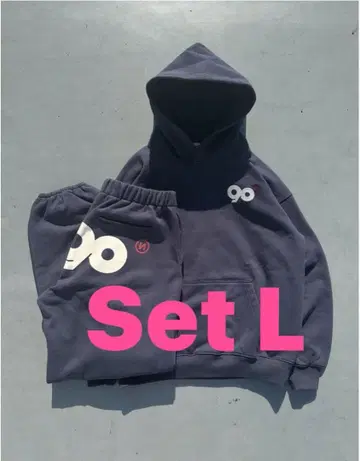 다크 그레이 후드 부착 후드티와 팬츠 세트 L