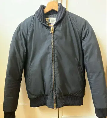 Crescent down works 크레센트 다운 올 퍼포즈