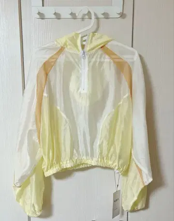 [ Six M/ ] 시어 메쉬 절개 아노락 후드티