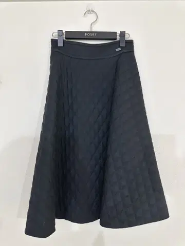 FOXEY 폭시 퀼팅 스커트 38 크로스릴리 블랙
