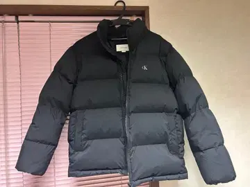 Calvin Klein Jeans 블랙 다운 자켓 L
