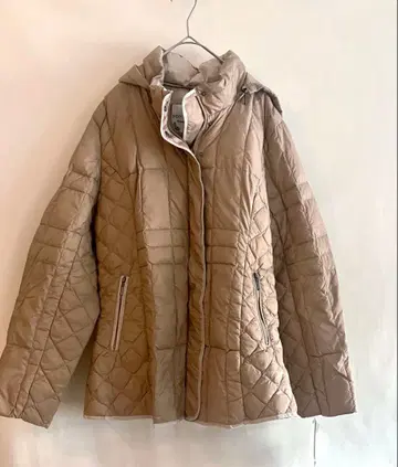 이번 시즌 신상품 다운 코트 아우터 페더 퀼팅