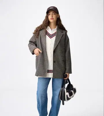 GU 코지 멜톤 체크 하프 코트