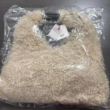 SLY 베이지 핸드백