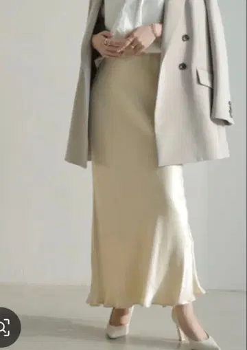 anuanse IPEKER 내로우 스커트(Yellow Beige)