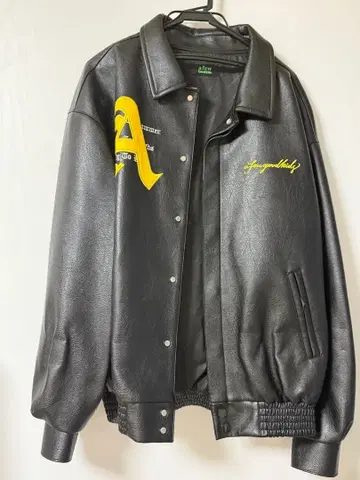 A.F.G.K. 레더 봄버 자켓 블랙