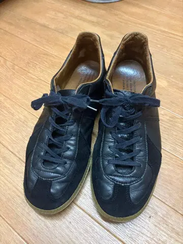 42 저먼 트레이너 리프로덕션 오브 팬