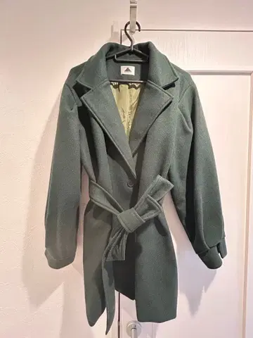 튜닉 볼륨 소매 체스터 코트