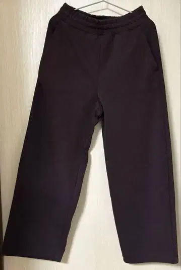 유니클로 맨투맨 와이드 팬츠