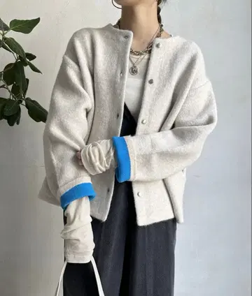 새상품 DouDou 더블 페이스 니트 숏코트