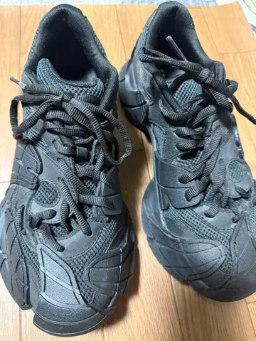 캠퍼 라보 토르멘타 스니커즈 블랙 42 사이즈