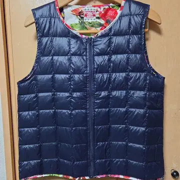 티티카카 TITICACA 경량 퀼팅 다운 베스트 네이비 L 사이즈