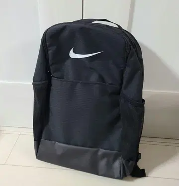 새상품 나이키 브라질리아 백팩 블랙 24L