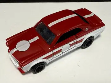 토미카 스카이라인 H.T 2000GT-R