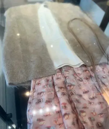 DRAWER 캐시미어 퍼 베스트 베이지