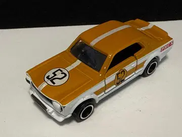 토미카 스카이라인 H.T 2000GT-R