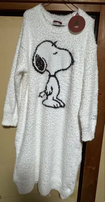 스누피 자수 룸웨어 화이트
