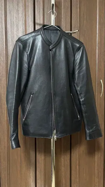 LIDNM 블랙 가죽 싱글 라이더 자켓