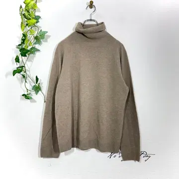 유니클로 캐시미어 100% 터틀넥 스웨터 XL 홀가먼트 얇은 소재