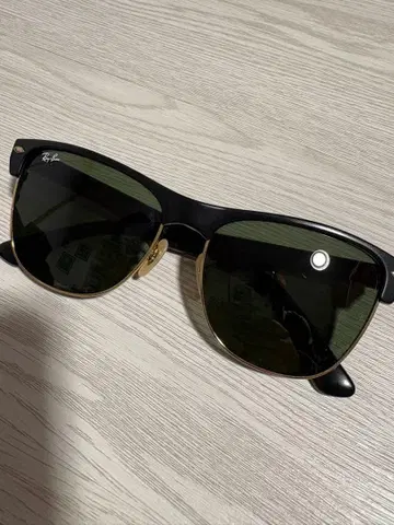 Ray-Ban 클럽마스터