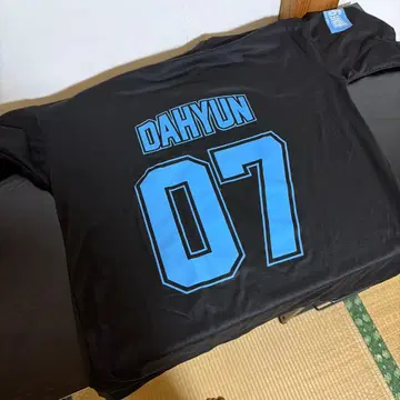 TWICE 다현 07 블랙 티셔츠