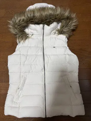 타미힐피거 다운 베스트 L