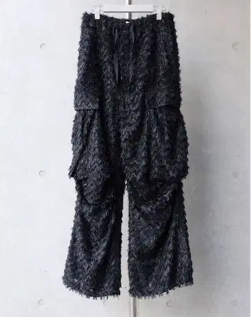 MASU 24ss FLUFFY CARGO PANTS
