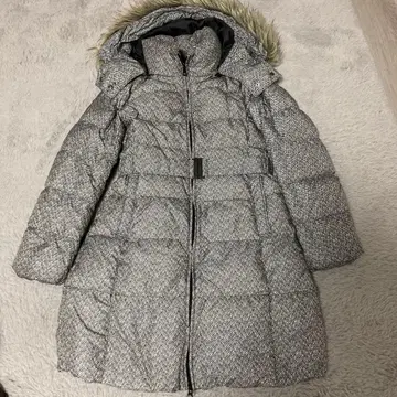 유니클로 그레이 계열 헤링본 다운 자켓