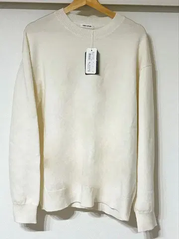 아이보리 크루넥 스웨터 L 택 포함 새상품