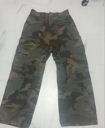 지퍼 포켓 패턴 카고 팬츠