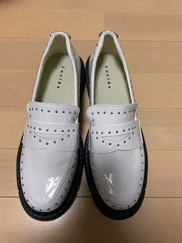 루시다 미사용 새상품