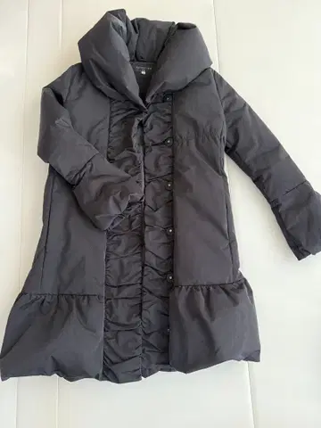 [ 새상품급 ] ESTNATION 밑단 절개 다운 코트