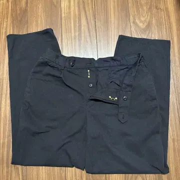 블랙 치노 팬츠 자수