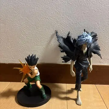 곤, 시가라키 토무라 피규어 세트